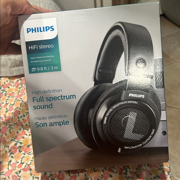 Brand new Phillips hi-fi stereo high-definition full spectrum sound - Picture 9 of 11